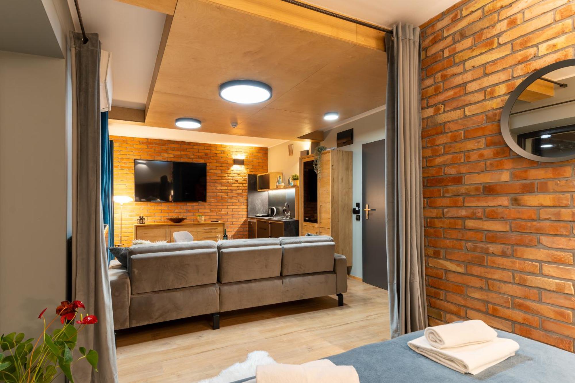 H&G Boutique Apartments Oświęcim Exteriör bild