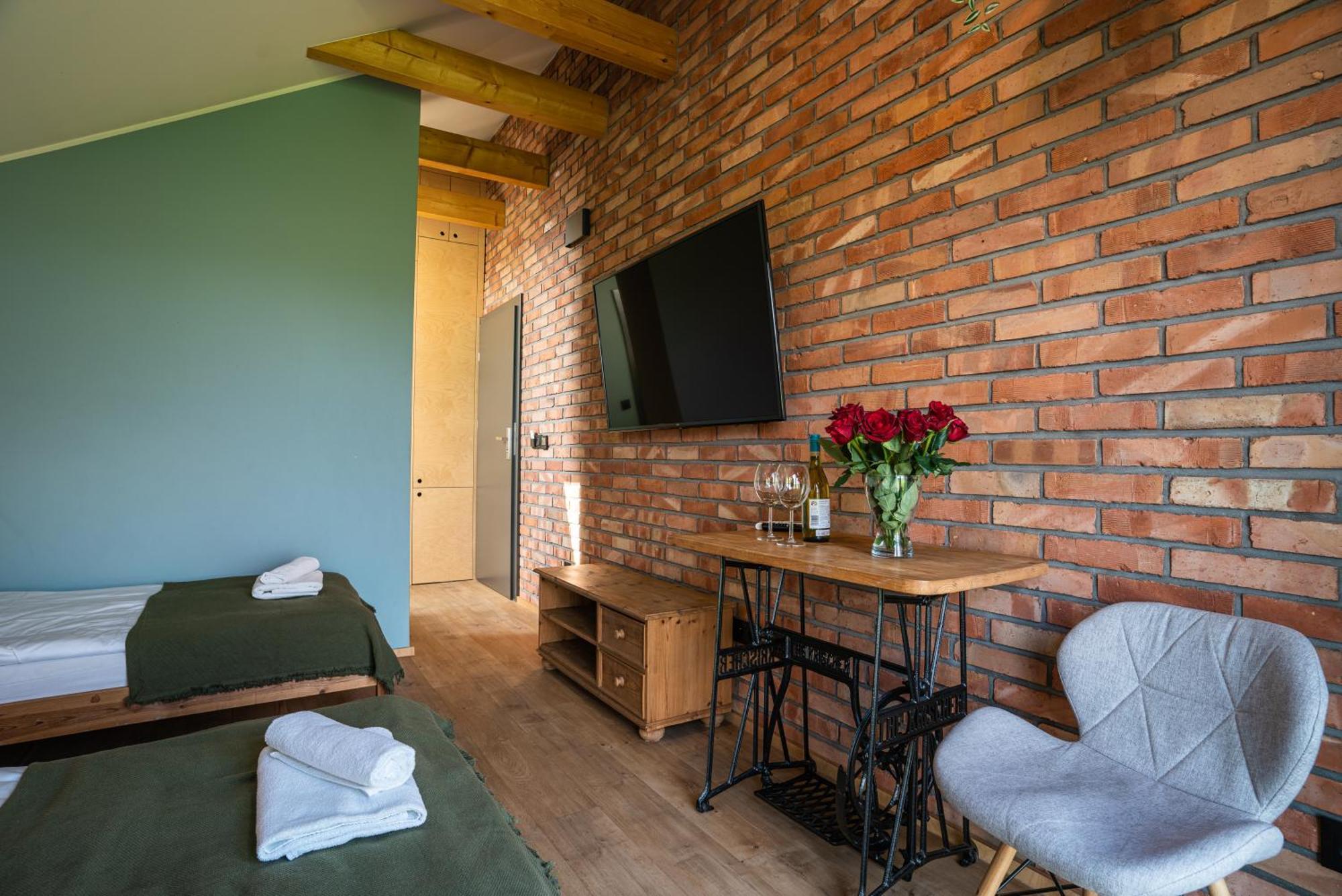 H&G Boutique Apartments Oświęcim Exteriör bild